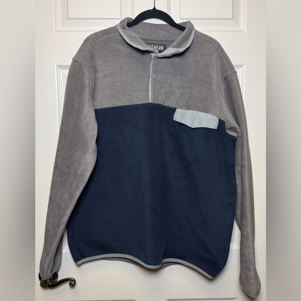 Men's Two-Tone Fleece Crewneck Sweater
